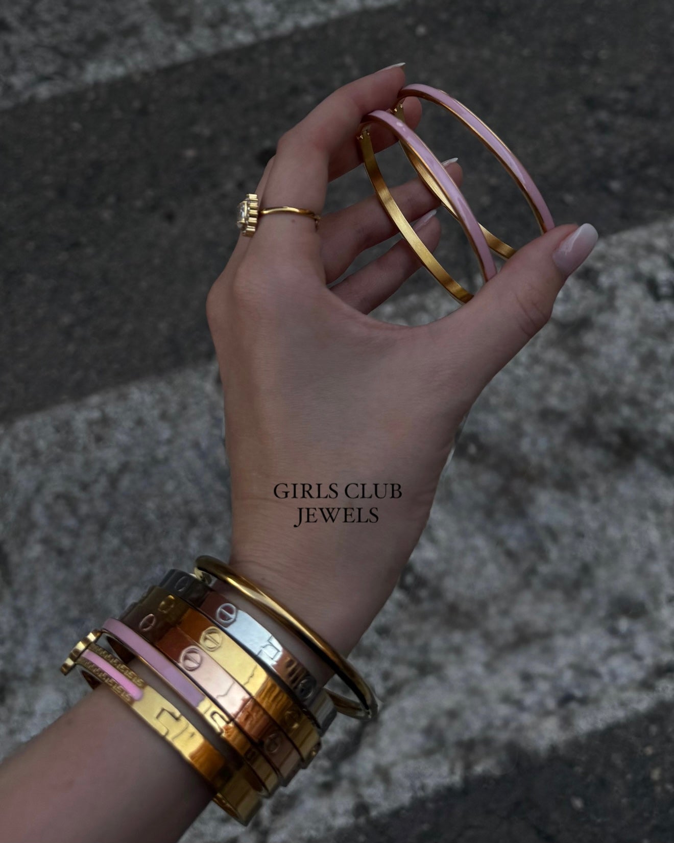 Pinkie Bracelet