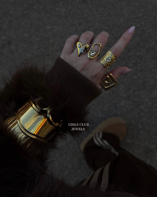 Aesthetic Bracelet Gold